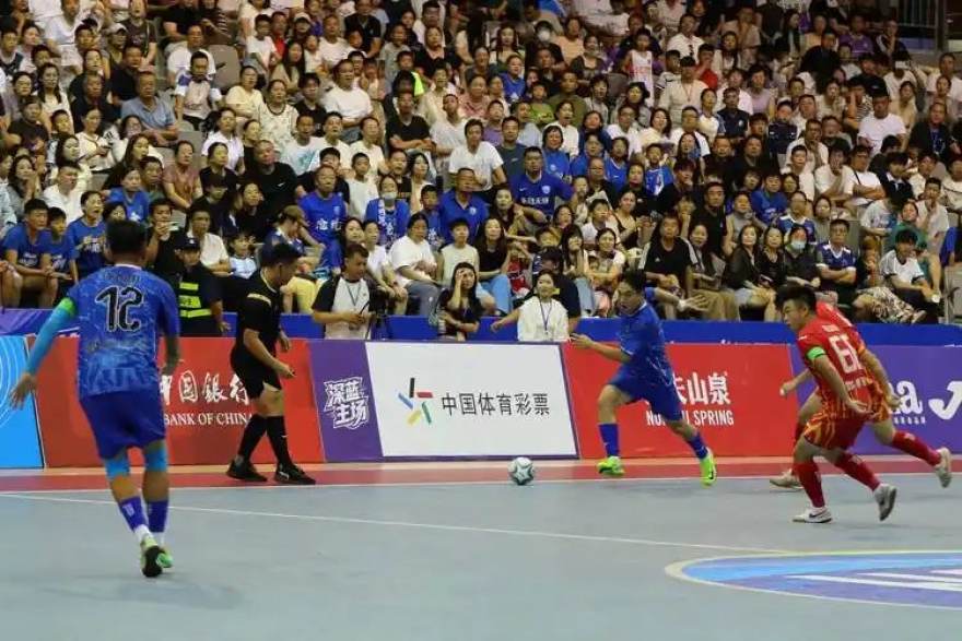 门将教练的十年笔记：扑救数据之外，如何读懂一名守门员